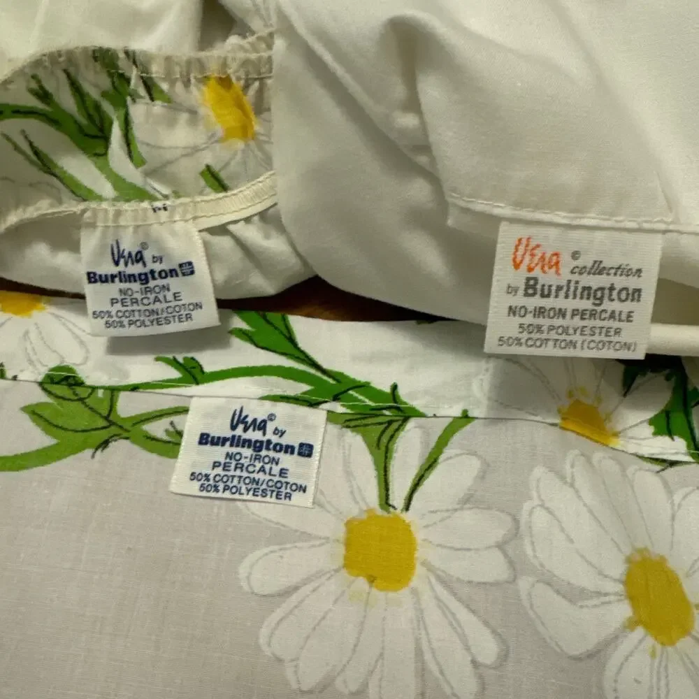 1970s Vera Neumann Daisy Sheet Set Full Size Burlington No-Iron Percale